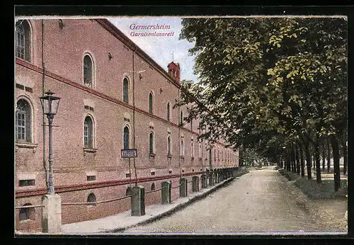 AK Germersheim, Garnisonlazarett mit Strasse