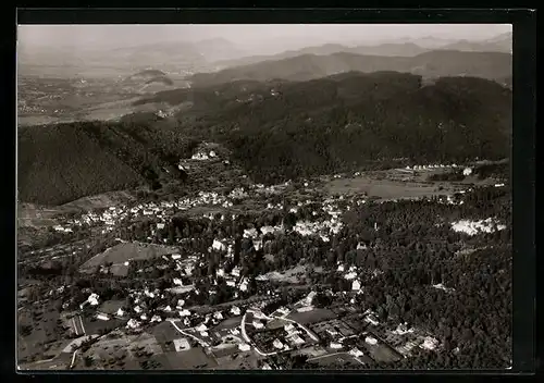AK Badenweiler /Schwarzwald, Gesamtansicht aus der Vogelschau