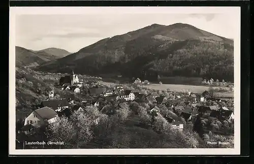AK Lautenbach /Renchtal, Ortsansicht mit Bergen aus der Vogelschau