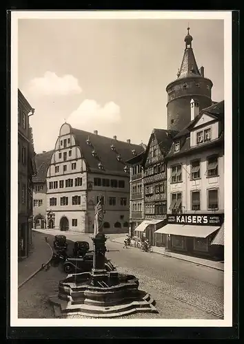 AK Kitzingen a. M., Rathaus mit Marktbrunnen