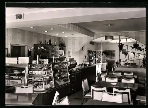 AK Triberg /Schwarzw., Cafe am Markt / Hotel Garni H. Pfirmann, Innenansicht