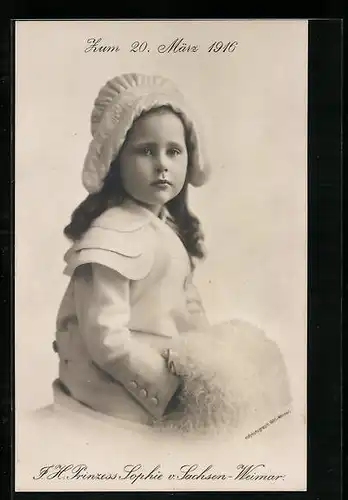 AK Princess Sophie von Sachsen-Weimar-Eisenach mit weissem Muff im Jahr 1916