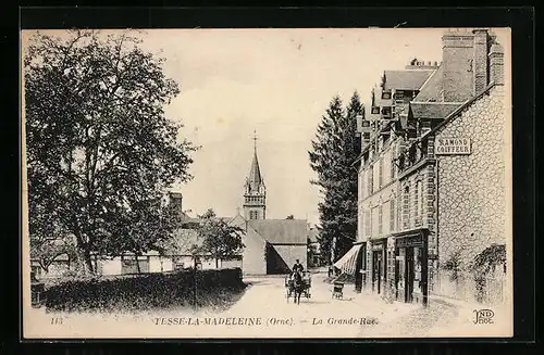 AK Tessé-la-Madeleine, La Grande Rue