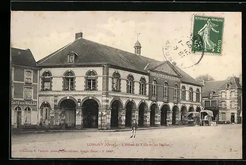 AK Longny, L`Hotel de Ville et les Halles