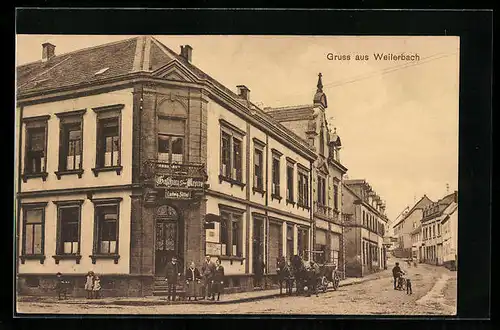 AK Weilerbach, Strassenpartie am Gasthaus zur Krone