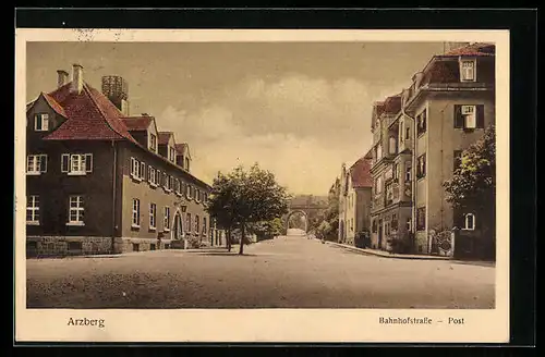 AK Arzberg, Bahnhofstrasse mit Post