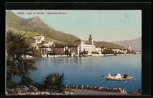 AK Gardone-Riviera /Lago di Garda, Ortsansicht mit See