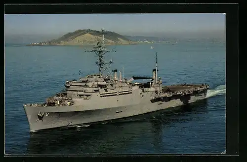 AK USS Dubuque LPD-8, Kriegsschiff