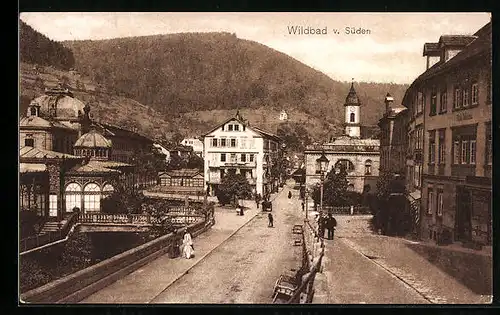 AK Wildbad von Süden, Strassenpartie mit Passanten