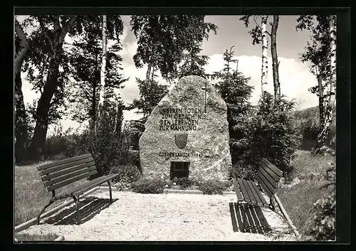 AK Neualbenreuth /Opf., Ehrenmal des Egerer Landtags