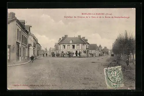 AK Moulins-la-Marche, Carrefour de l`Avenue de la Gare et de la Route de Sainte-Gauburge