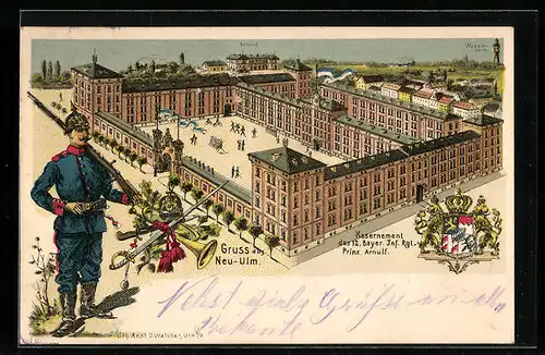 Künstler-AK Neu-Ulm, Kasernement des 12. Bayer. Inf. Rgt. Prinz Arnulf, Soldat mit Gewehr, Wappen