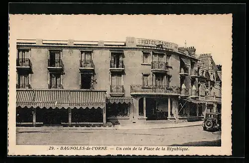 AK Bagnoles-de-l`Orne, Un coin de la Place de la Republique