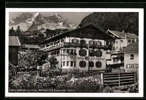 AK Wallgau, Hotel-Gasthof zur Post mit Zugspitze