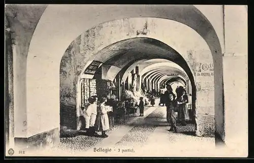 AK Bellagio, I portici