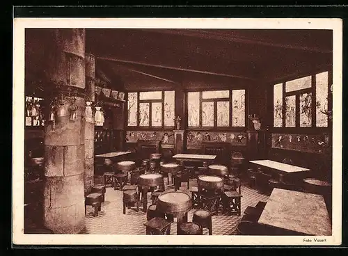 AK Roma, Dalla Rupe Tarpea alle Grotte di Enotria, Via Vittorio Veneto