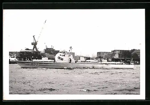 AK Schwedisches Kriegsschiff T102 Plejad