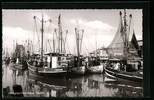 AK Husum, Fischerboote im Hafen