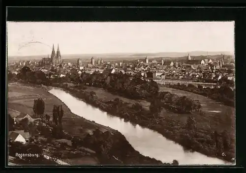 AK Regensburg, Gesamtansicht mit Dom