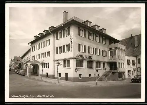 AK Schwenningen a. N., Strassenpartie mit Hotel Adler