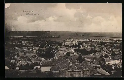 AK Feodossija /Krim, Gesamtansicht des Ortes mit Hafen