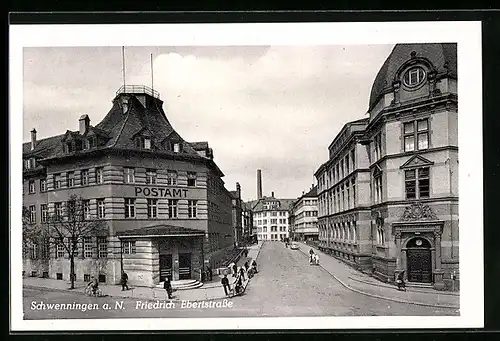 AK Schwenningen a. N., Friedrich Ebertstrasse mit Postamt und Oberschule