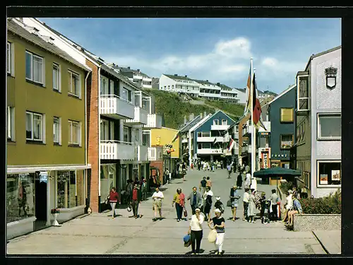 AK Helgoland, Geschäftsstrasse im Unterland