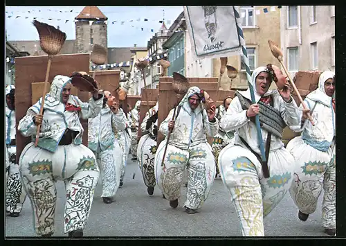 AK Villingen, Fasching, Wuescht beim Maschgerelauf