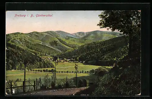 AK Freiburg i. Br.-Günthersthal, Ortsansicht mit Bergen