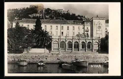 AK Hvar, Ortspartie am Wasser