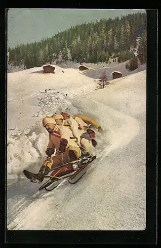 AK Männer auf dem Dreier-Schlitten