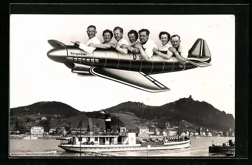 Foto-AK Fröhliche Gesellschaft im Flugzeug Königswinter vor Rhein-Kulisse