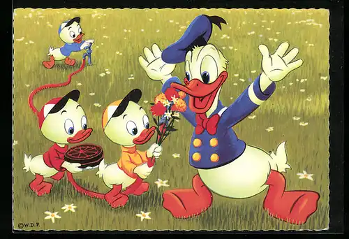 Künstler-AK Comic, Walt Disney, Tick, Trick und Track schenken Donald Duck einen Blumenstrauss