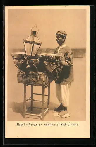 AK Neapel / Napoli, Venditore di frutti di mare