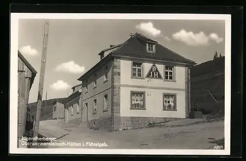 AK Oberwarmensteinach-Hütten, Strassenpartie an der Jugendherberge