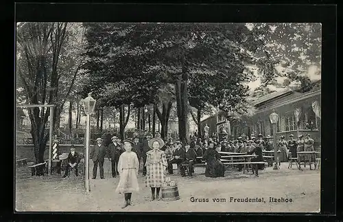 AK Itzehoe, Gasthaus Freudental mit Gästen
