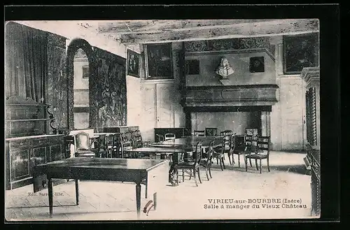 AK Virieu-sur-Bourbre, Salle à manger du Vieux Chateau