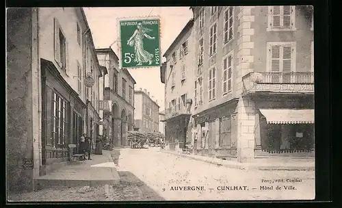 AK Cunlhat, Hotel de Ville