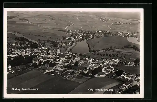 AK Roding /bayr. Ostmark, Ortsansicht vom Flugzeug aus