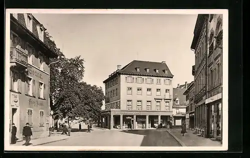 AK Lörrach /Baden, Wallbrunnstrasse mit Café-Conditorei Kling