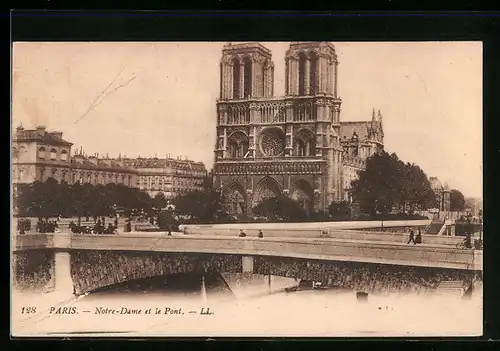 AK Paris, Cathédrale Notre-Dame, le Pont