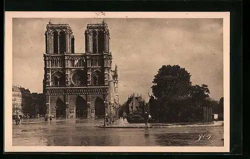 AK Paris, Cathédrale Notre-Dame bei Regen