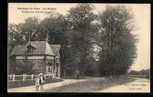 AK La Bruère, Pavillon des Maisons Rouges