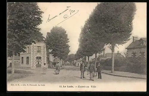 AK Le Lude, Entrée en Ville