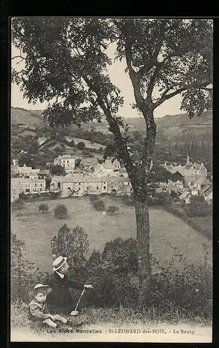 AK St-Léonard-des-Bois, le Bourg