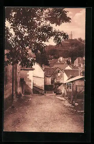 AK La Chartre-sur-le-Loir, la Butte