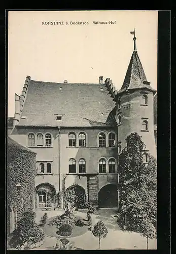 AK Konstanz a. Bodensee, Ansicht vom Rathaus-Hof
