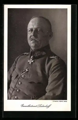 AK Generalleutnant Erich Ludendorff mit ernstem Blick