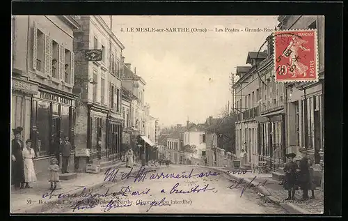 AK Le Mesle-sur-Sarthe, Les Postes, Grande Rue