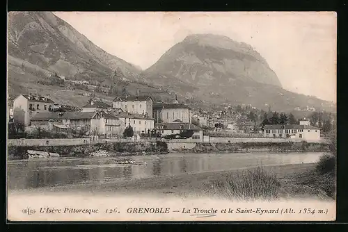 AK La Tronche, Vue panoramique et le Saint-Eynard